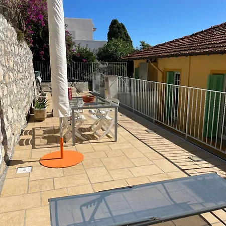 Apartament With Sea View & Spacious Terrace Mentona