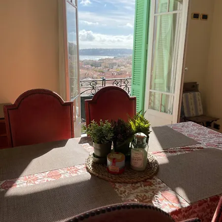 With Sea View & Spacious Terrace * Mentona